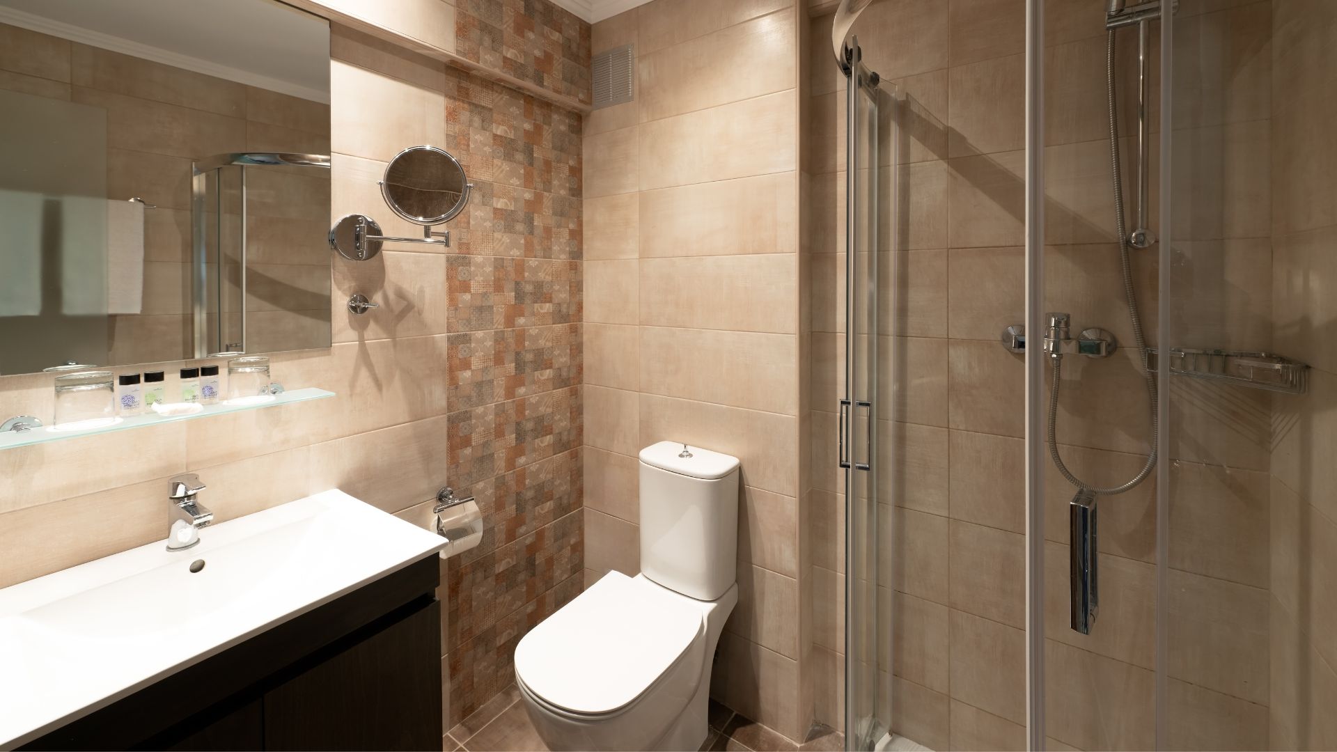 Tiara Holidays - Canvas by Mitsis Messonghi - standard room river view - bathroom